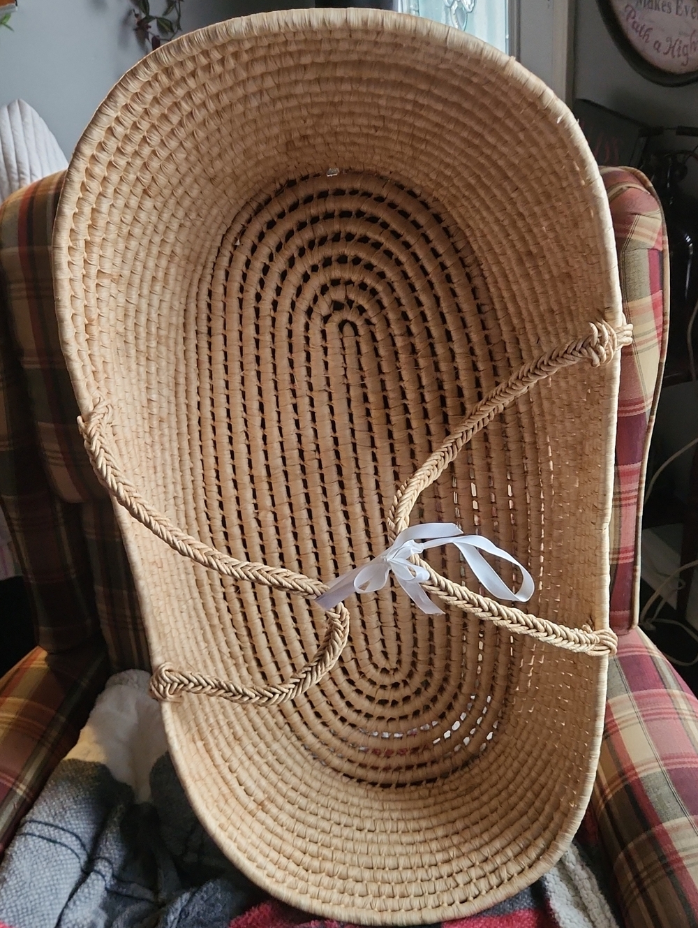 Handwoven Natural Straw Baby Moses Basket with White Ribbon